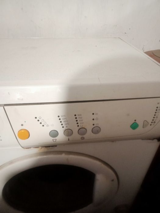 Стиральная машина. ZANUSSI