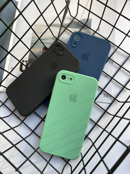 Чохол на iPhone с квадратними рамками