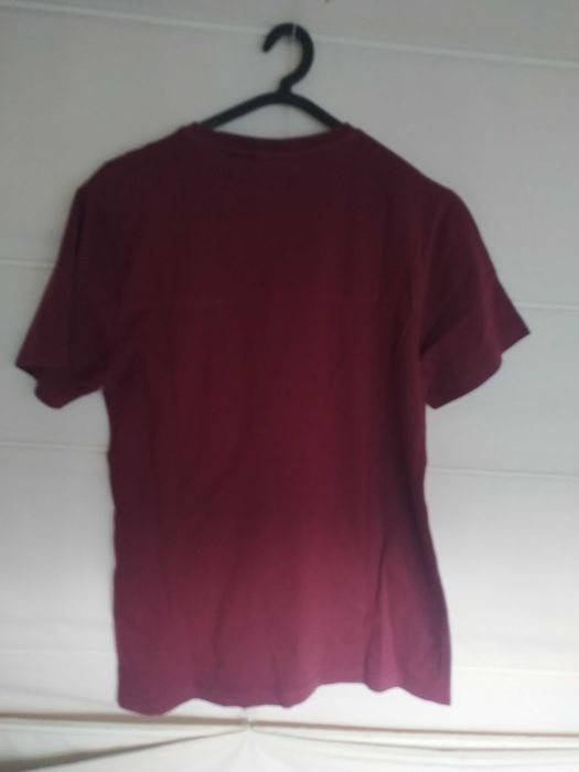 T-Shirt Ellesse, bordeaux, usada, tamanho S