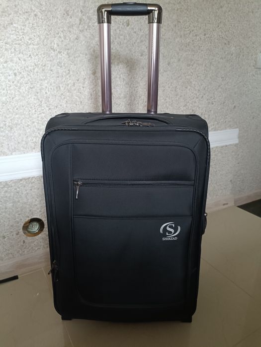 Чемодан для подорожей