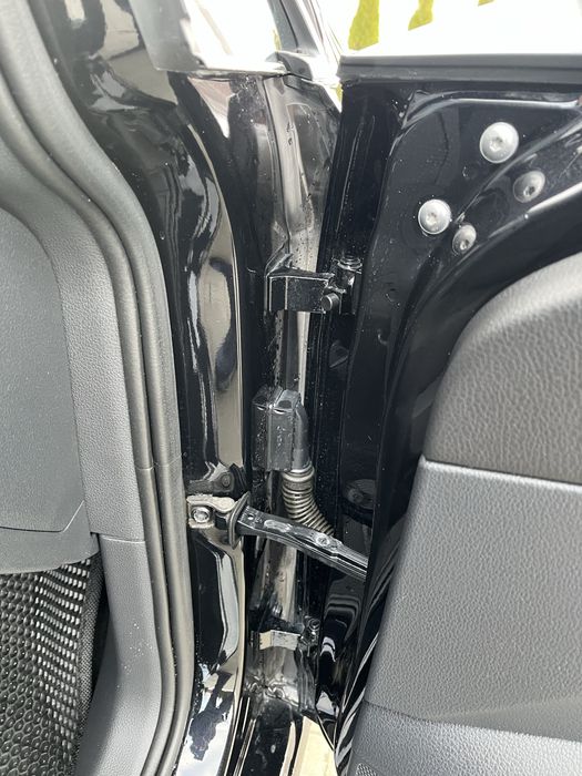 Volkswagen E-golf 35.8кВ