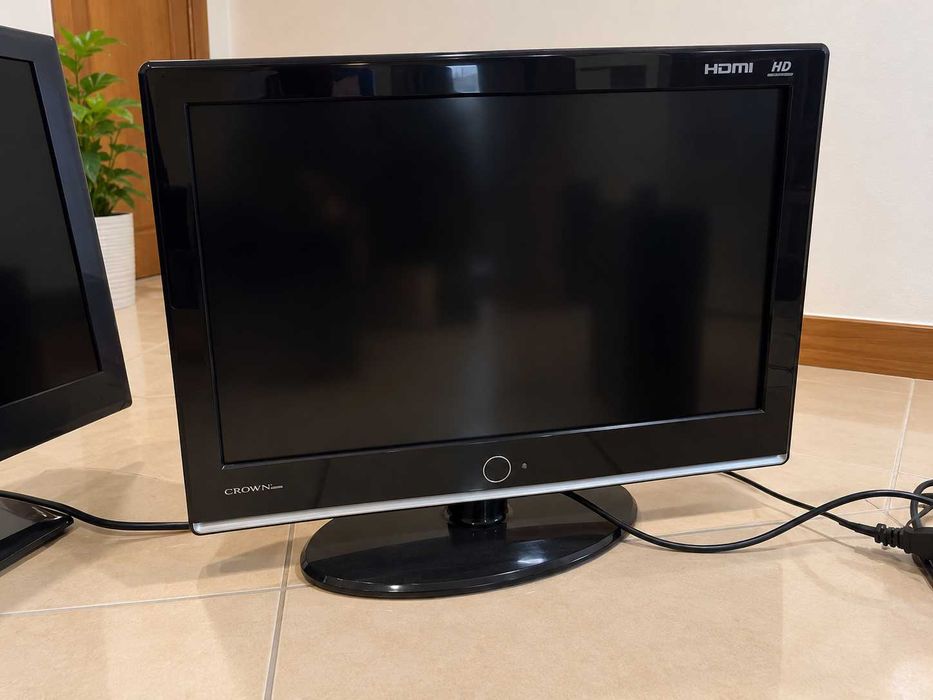 Lote 3 Televisões + Impressora HP | Reparação / Aproveitamento