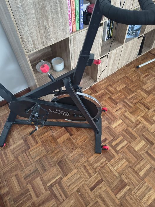 Bicicleta de ginástica