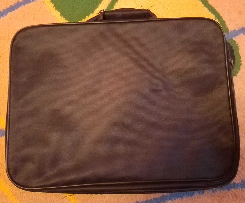 Сумка для ноутбука 14,6'' максимум