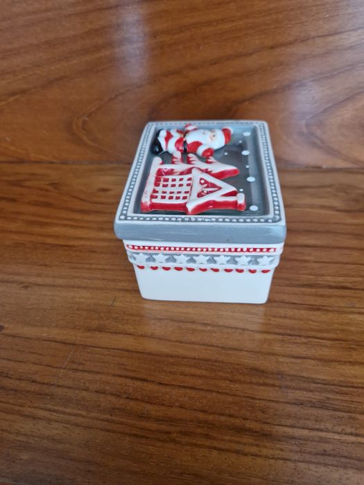 Caixa em cerâmica "Sabrina Tenori, Italian Style Collection"