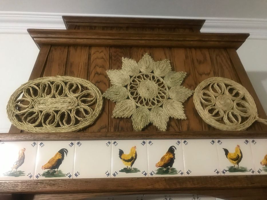 Exaustor Bosch pouco usado. 2 filtros. Ofereço Chaminé Rústica.