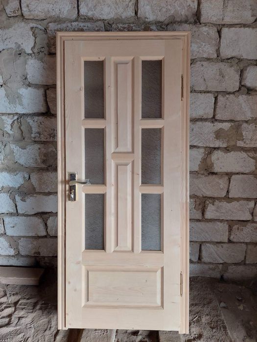 Двері з масиву.Вхідні та міжкімнатні.Від виробника