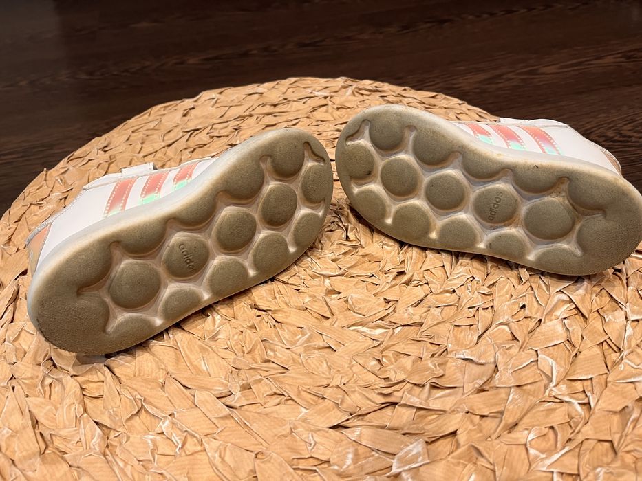 Sapatilhas Adidas 27