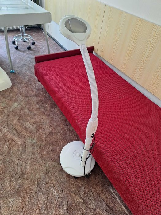 Likwidator sprzeda lampę