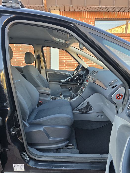 Ford S-MAX 1.8 TDCI 125cv   |  7 LUGARES