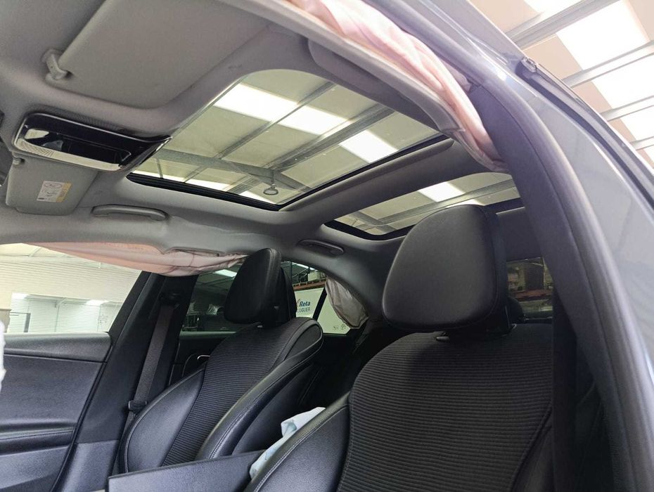 MERCEDES-BENZ C220d Avantgarde