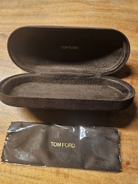 Etui do okularów Tom Ford czekoladowe