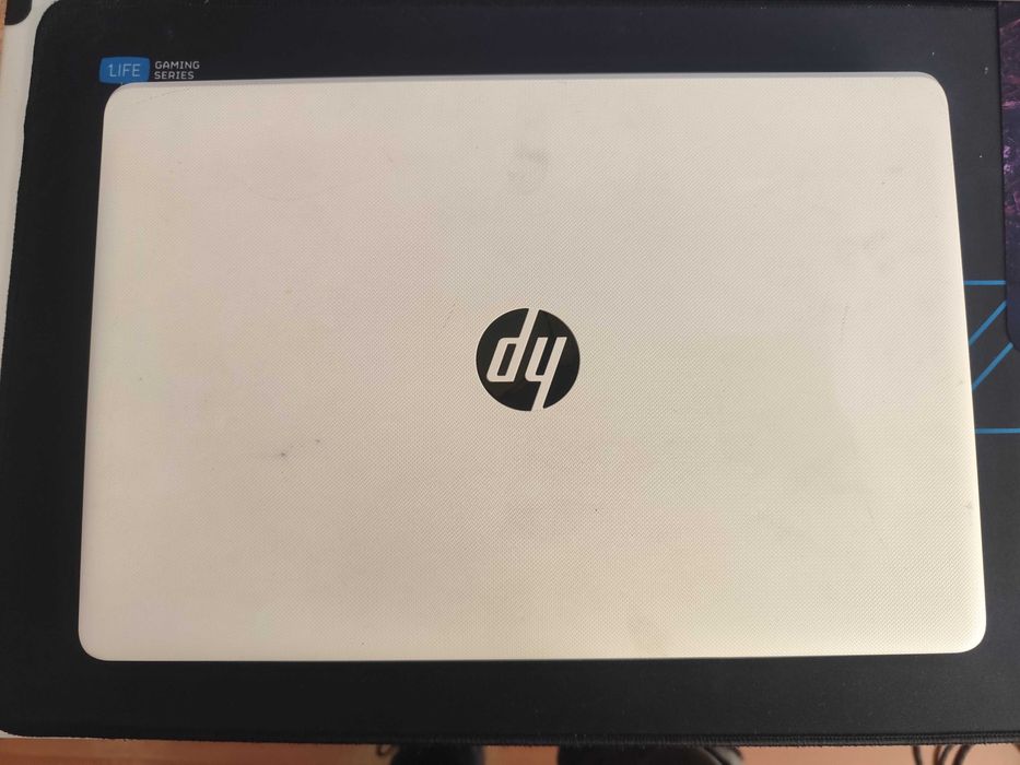 Portátil para peças - HP  15 bw015np (motherboard avariada)