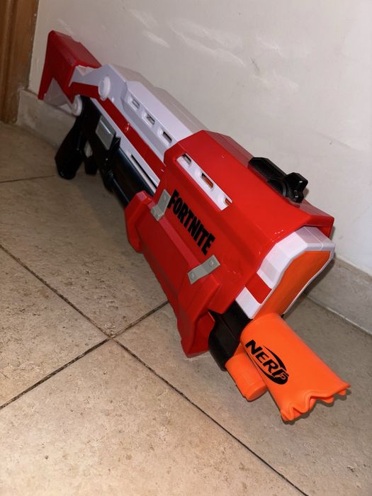 Edição nerf fortnite