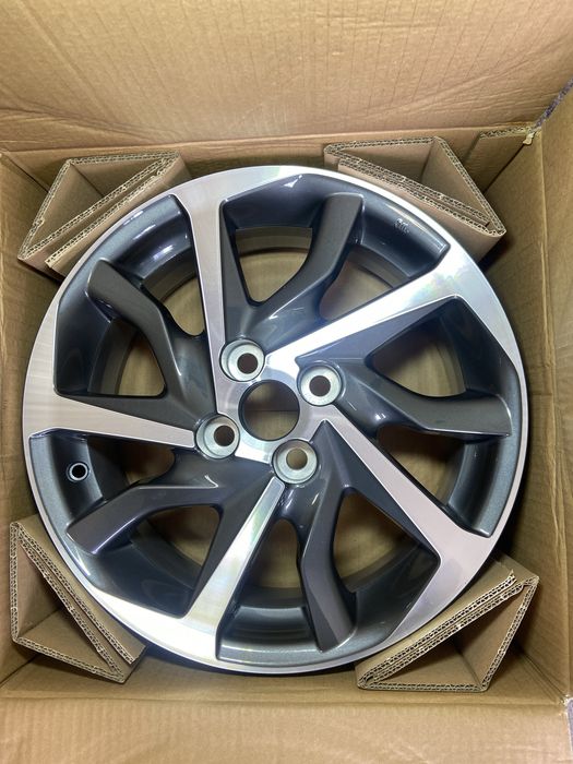 Nowa Felga Aluminiowa Toyota 42611-0DG80