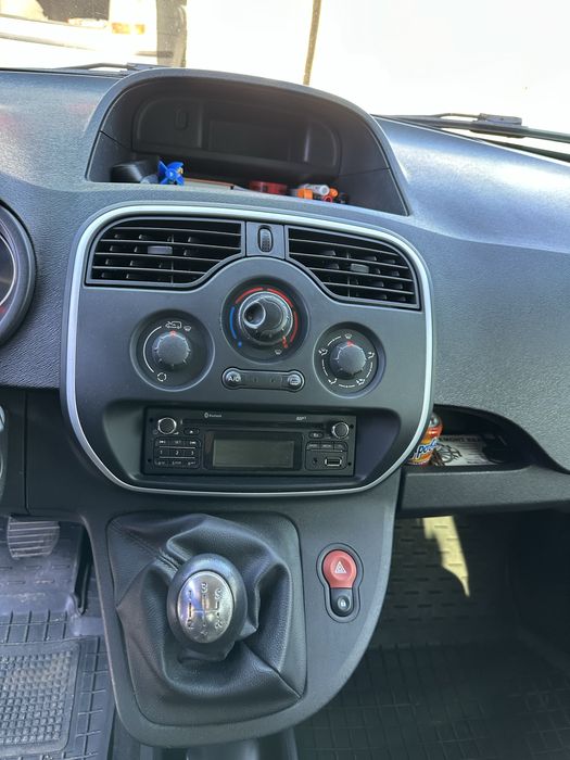 Продам Рено Кангу