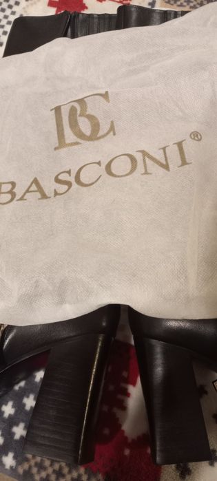 Сапожки Basconi нат.кожа 39йр