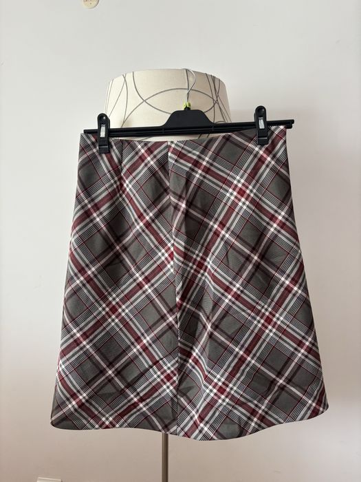 Saia Zara Basic padrão