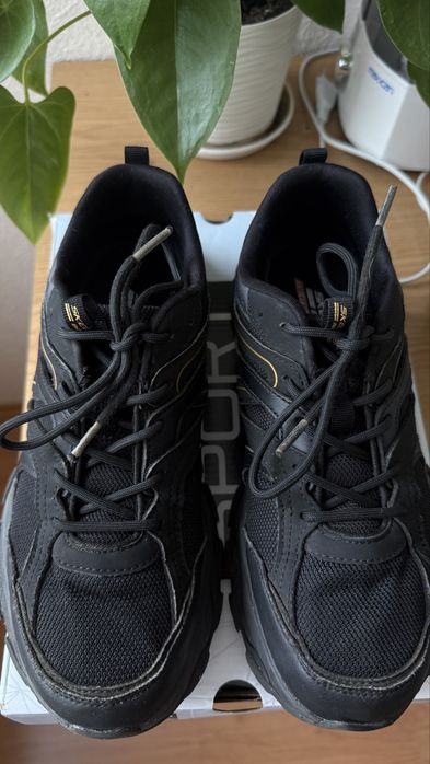 Кросівки skechers для підлітка