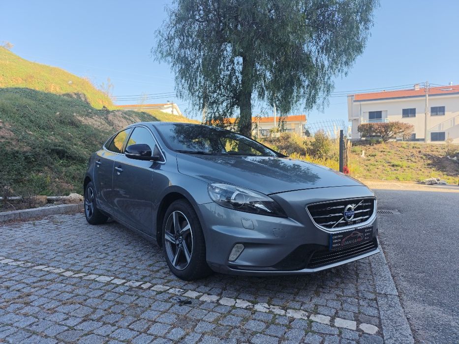 Volvo V40 2.0 R design Nova