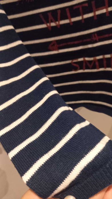 Camisola azul escura com riscas brancas - S - Springfield