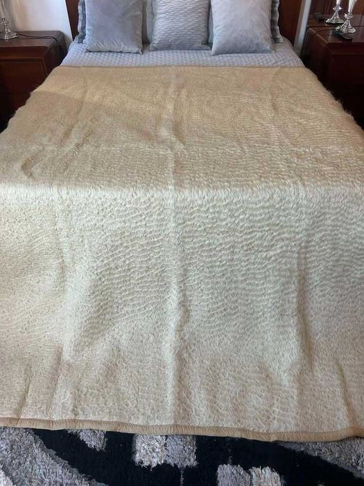 Cobertor de Papa 100% lã de Ovelha mondegueira, em tear artesanal