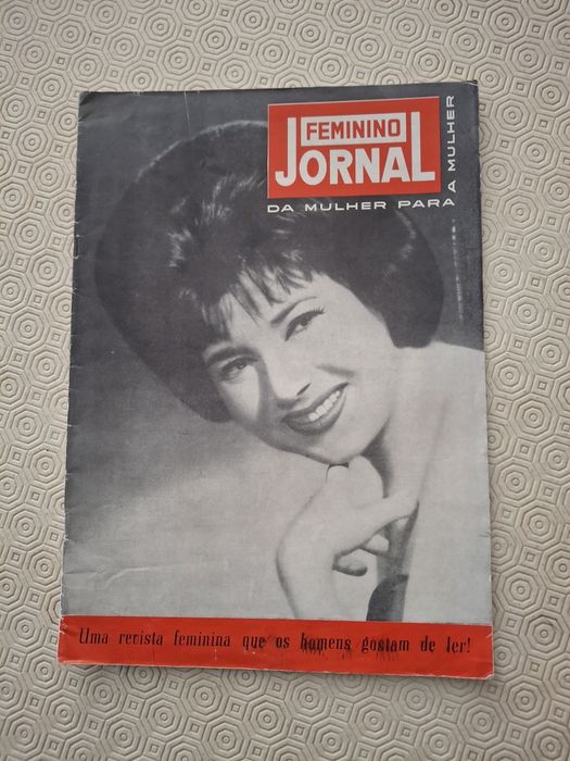 Revista muito antiga capa laura alves