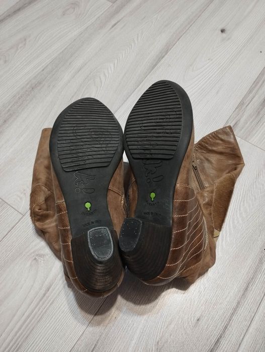 Buty kozaki kozaczki wysokie do kolana Think! 40