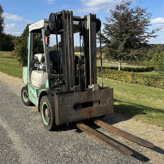 Wózek widłowy Mitsubishi FG  FD 35
