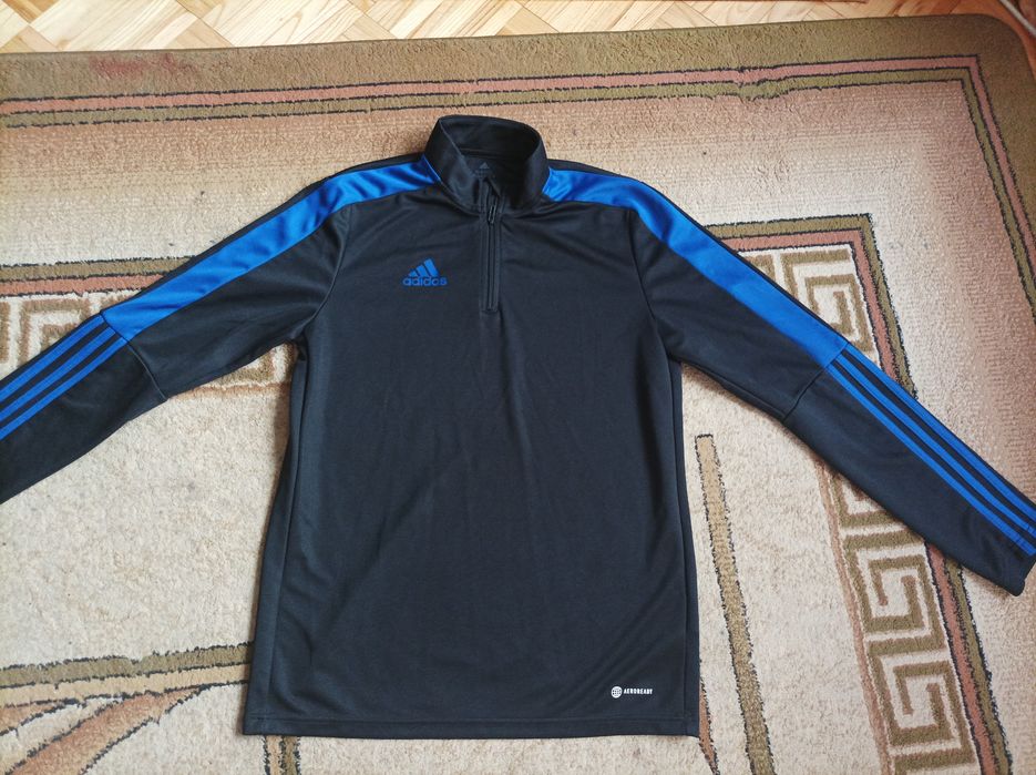 Bluza Adidas rozm. 176 super stan