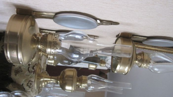 продаю реставрированые стариные большие керосиновые лампы