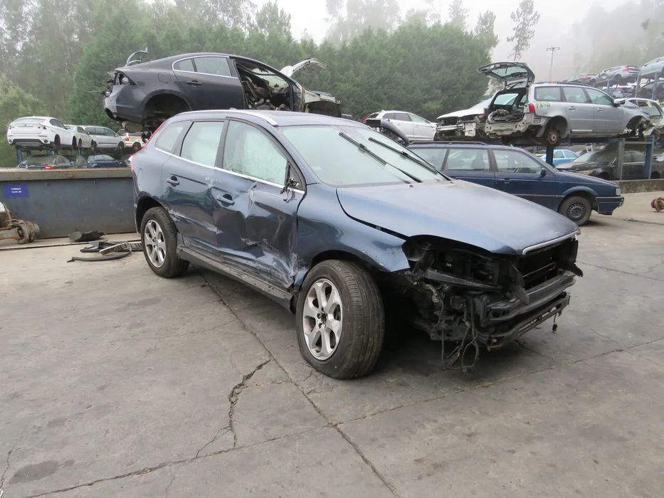 Volvo XC60 2.4 205Cv - Peças Usadas (9386)