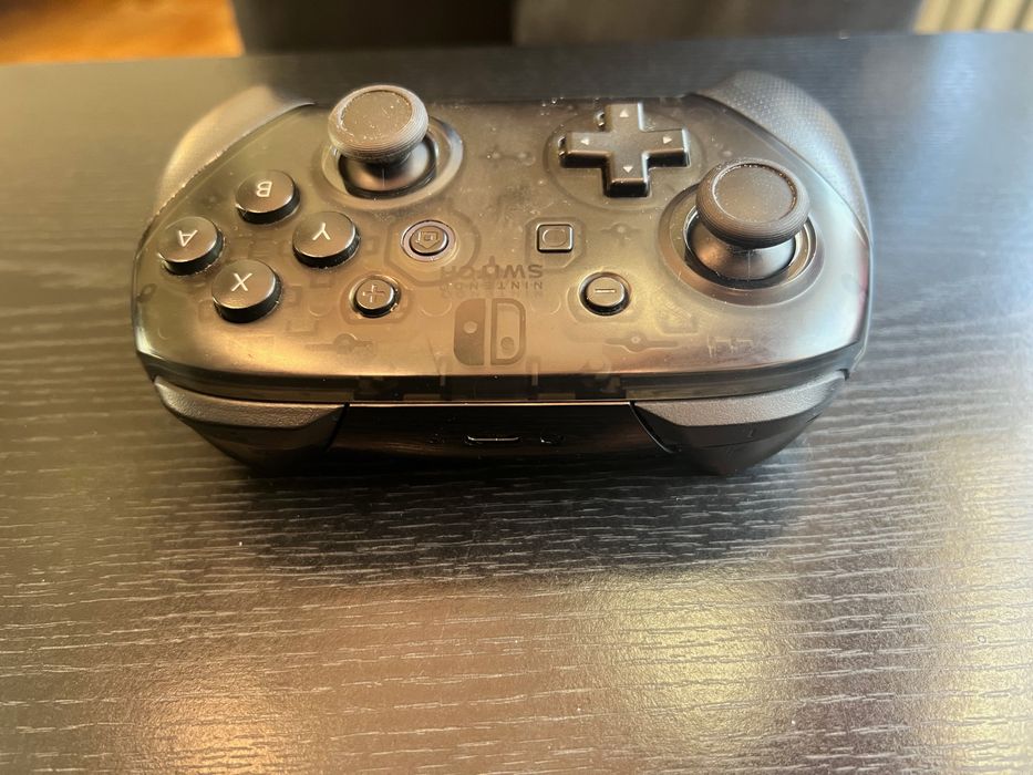 Nintendo Switch Pro Controller