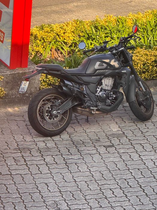 Moto Naked Zontes GK350 350cc  - como nova - apenas 5000km