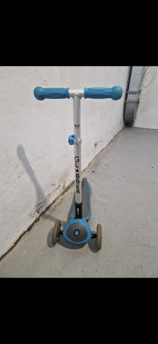 Hulajnoga globber led