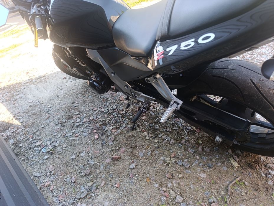 Продам Kawasaki z750 укр регістрація