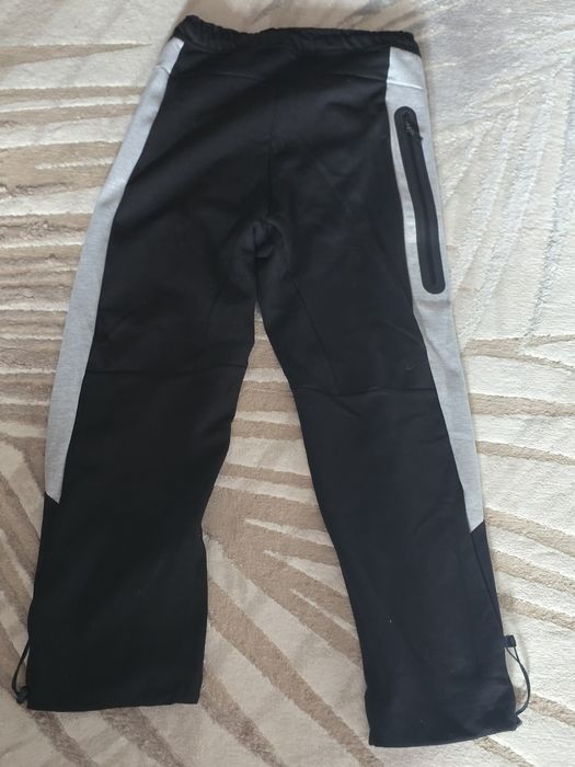 Sprzedam koplet dresowy tech fleece