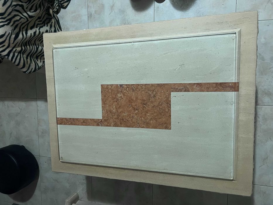 Mesa de centro em pedra