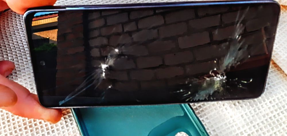 SAMSUNG A52 8/256 под восстановление.