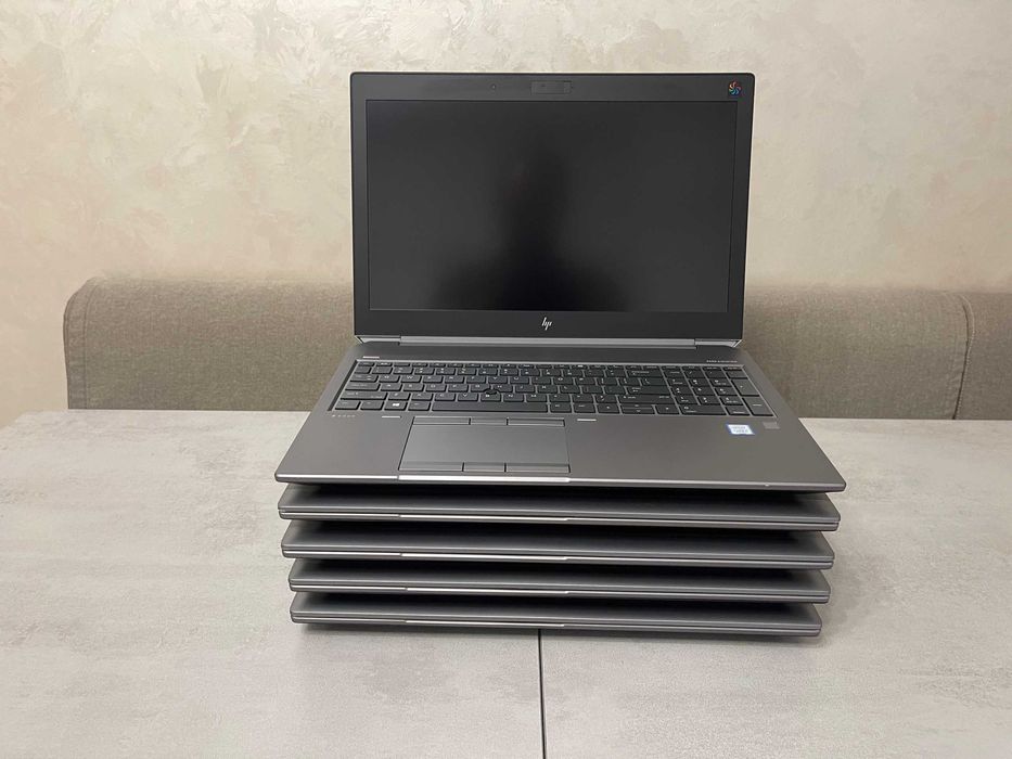 HP Zbook 15 G5, 15,6" 4K 100% Adobe RGB i7-8750H 32GB 512GB Nvidia 4GB