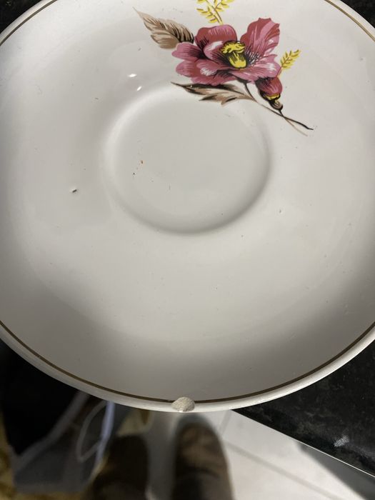 Servico de cafe muito antigo