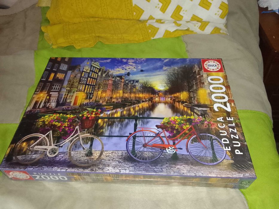 Vendo vários puzzles