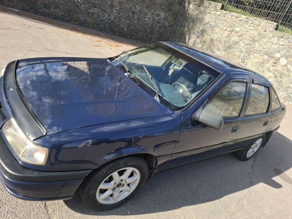 Opel Vectra 1.6 gbo