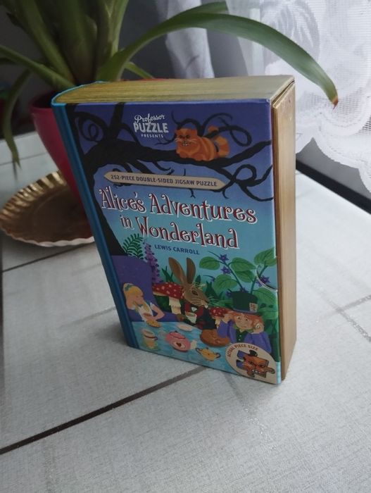 Alicja w krainie czarów puzzle Lewis Careoll 252