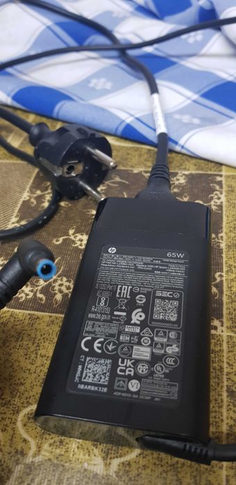 Carregador hp original 65W