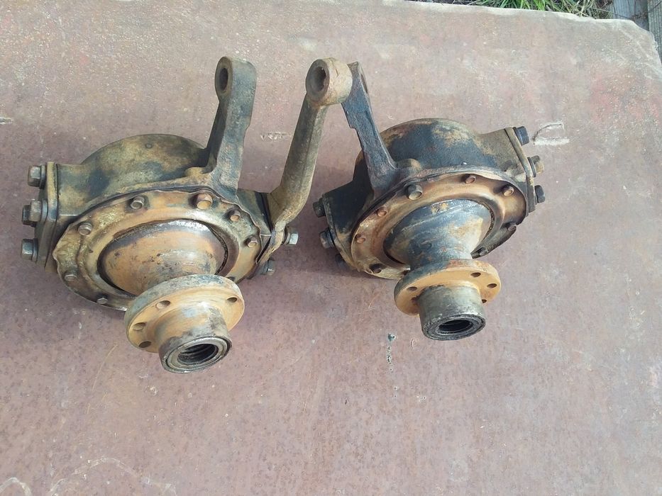 Поворотные кулаки уаз 469.452.3303.3151