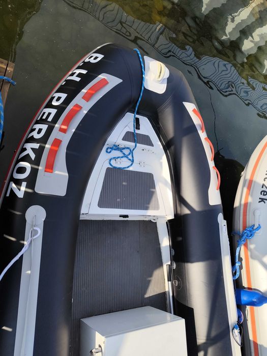 Łódż motorowodna typu RIB 460 z silnikiem Suzuki 2025 20 KM