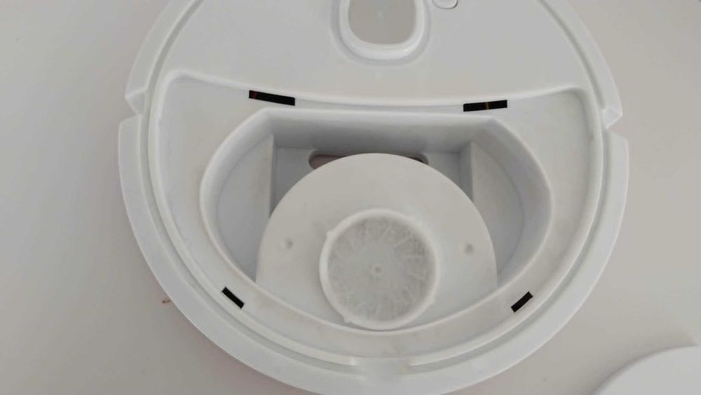 Mini robot aspirador sweepin, branco, utilizado uma vez para experimentar.