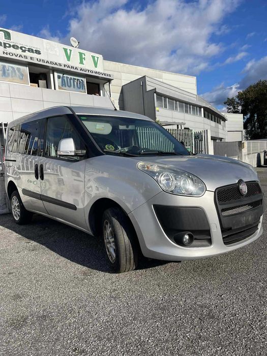 Fiat Doblo 2013 para peças!