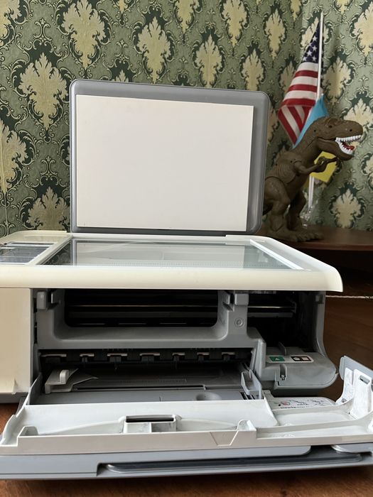 Принтер HP PSC 1500 Series